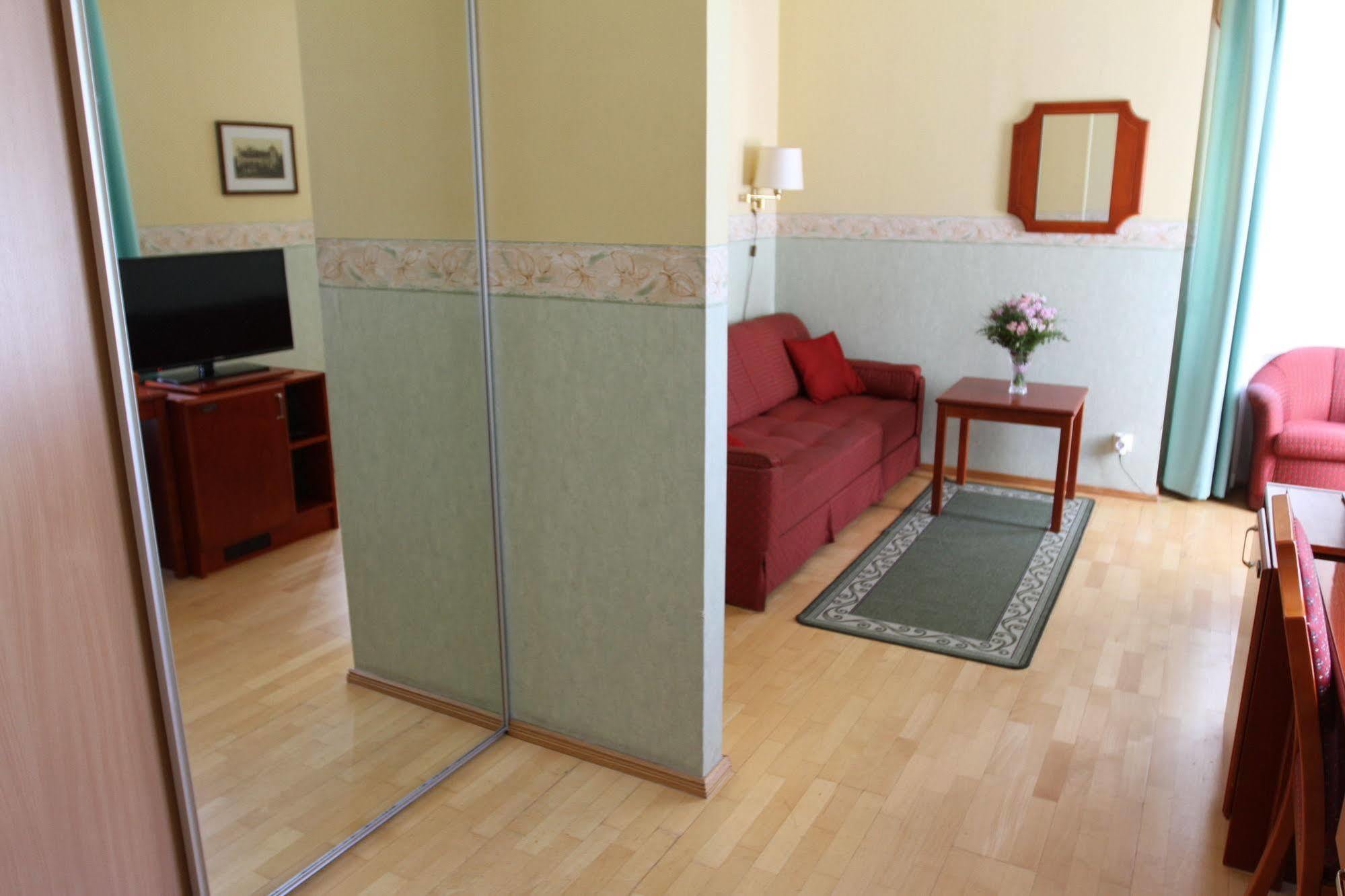 Wasa Hotel & Health Center Parnawa Zewnętrze zdjęcie
