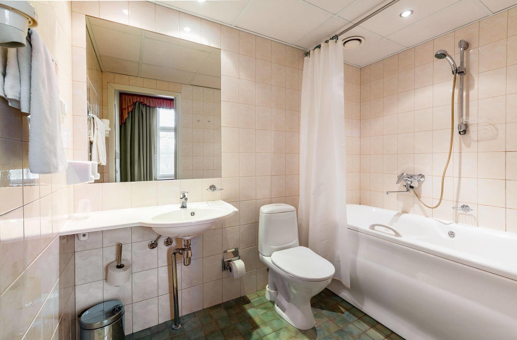 Wasa Hotel & Health Center Parnawa Zewnętrze zdjęcie